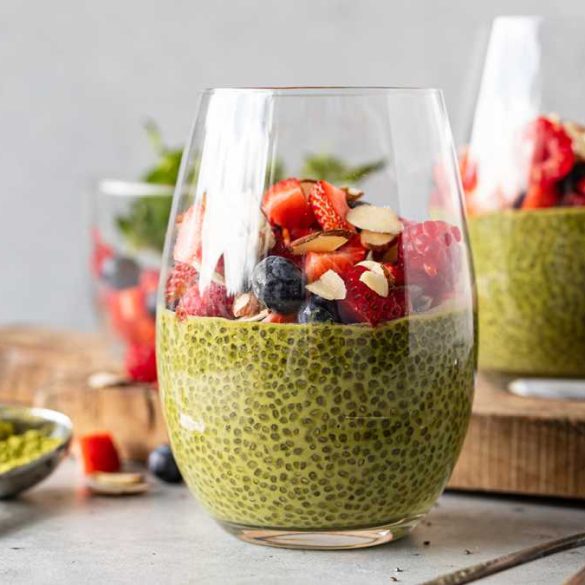 matcha-chia-seed-pudding-bowl-therajon