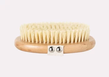 VOESH’s Dry Body Brush Revitalize Your Skin