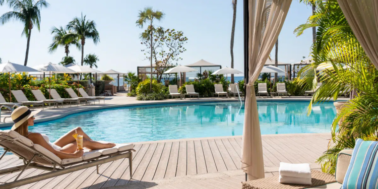 Experience Paradise: The Most Stunning Resorts in the Cayman Islands for 2024