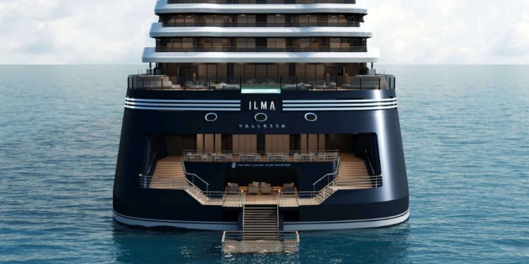 Luxury Awaits in Barbados as Ritz-Carlton Yacht Arrives